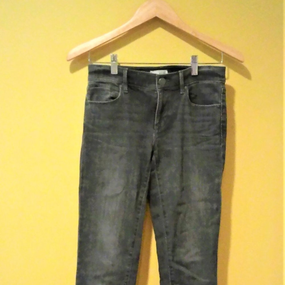 Lou & Grey Denim Skinnys